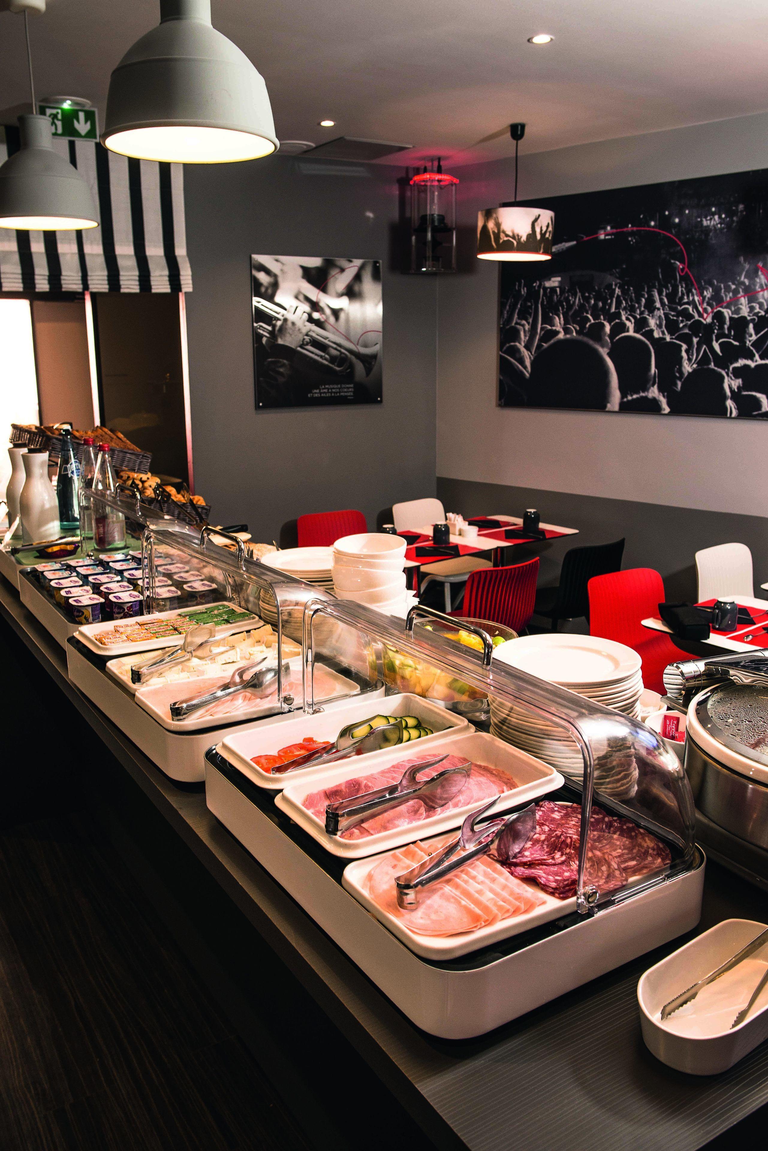 Design Place D'italie Hotel